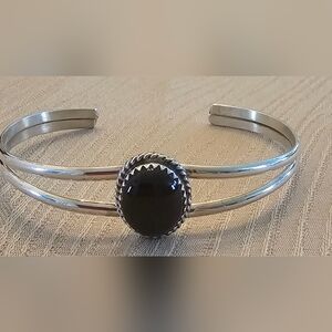 Delicaye Silver and Black Onyx Women's Cuff Bracelet